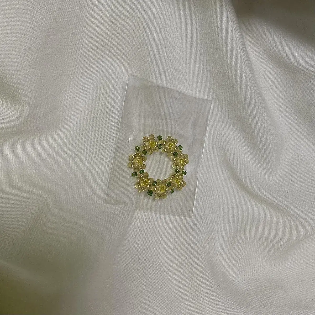 *Handmade* Yellow flower ring